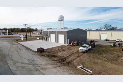 201 Industrial Street Highway, Bonham, TX 75418 - Photo 10