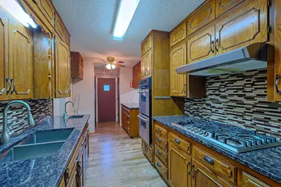 1500 W Crawford Street, Denison, TX 75020 - Photo 6