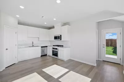 804 Hadley Drive, Princeton, TX 75071 - Photo 2