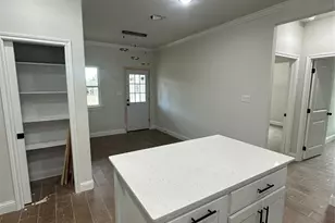 5741 Black Pine Cir, Granbury, TX 76048 - Photo 10