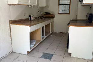 116 5th St, Whitney, TX 76692 - Photo 10