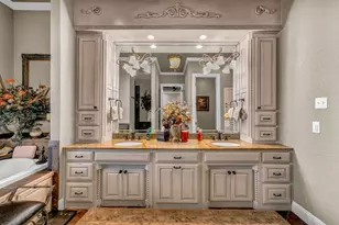 115 Autumn Springs Ct, Weatherford, TX 76087 - Photo 26