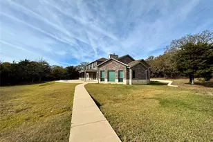 474 Eagle Cove Cir, Tioga, TX 76271 - Photo 20