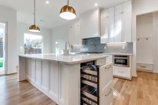 3838 Princess Ln, Dallas, TX 75229 - Photo 6