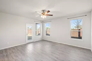 2800 Brittlebush Dr, Fort Worth, TX 76108 - Photo 4