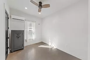 353 Willow Moon Ranch Rd, Crawford, TX 76638 - Photo 16