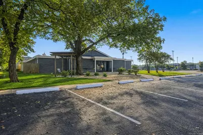 116 N Clark Street, Burleson, TX 76028 - Photo 1