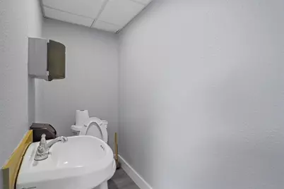 116 N Clark Street, Burleson, TX 76028 - Photo 30