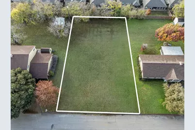 319 Allen Drive, Justin, TX 76247 - Photo 12