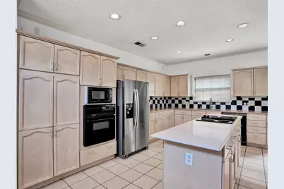 17055 Vinland Drive, Addison, TX 75001 - Photo 14