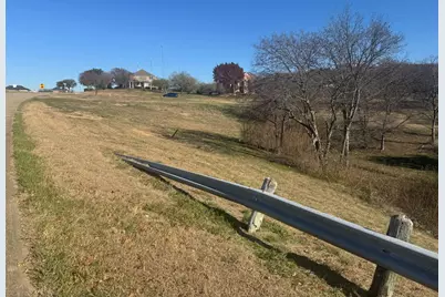 600 Oak Tree Cove, Cedar Hill, TX 75104 - Photo 4