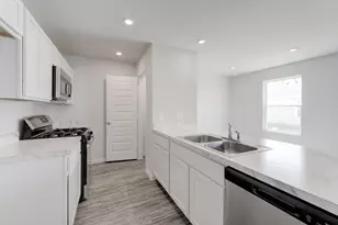 408 Lens St, Eastland, TX 76448 - Photo 10