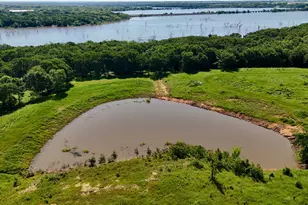 195 Smith Ranch Rd, Collinsville, TX 76271 - Photo 1