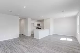 402 Lens St, Eastland, TX 76448 - Photo 12