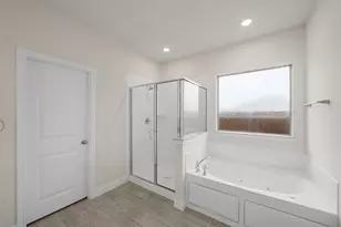 1505 Pegasus Dr, Lancaster, TX 75134 - Photo 6