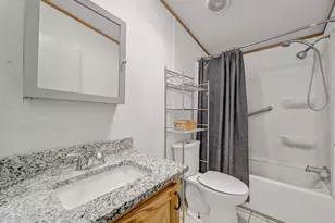 7442 Cottonwood Creek Rd, Fort Worth, TX 76135 - Photo 24