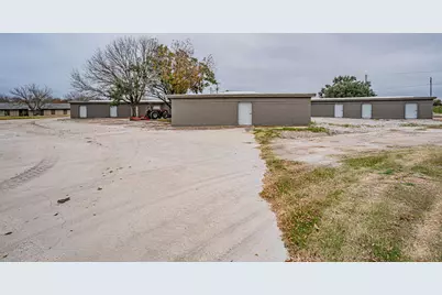 715 Sheehan, Dublin, TX 76446 - Photo 10