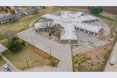 715 Sheehan, Dublin, TX 76446 - Photo 4