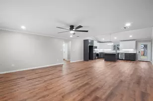 1937 N Dale Ave, Stephenville, TX 76401 - Photo 12