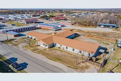 202 E Clinton Street, Dublin, TX 76446 - Photo 2