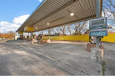 805 Poindexter Avenue, Cleburne, TX 76033 - Photo 18