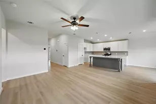 1401 Quail Crk Dr, Cleburne, TX 76033 - Photo 6