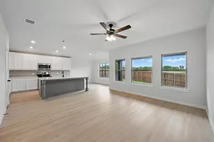 1401 Quail Crk Dr, Cleburne, TX 76033 - Photo 16