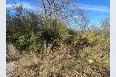 4200 Brentwood Stair Road, Fort Worth, TX 76103 - Photo 2