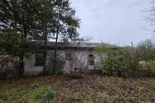 2225 Bonham St, Paris, TX 75460 - Photo 6