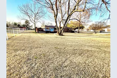 4260 Lasater Road, Balch Springs, TX 75181 - Photo 28