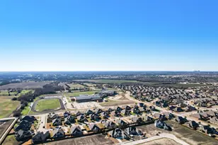 947 Richard Pittmon Dr, DeSoto, TX 75115 - Photo 30