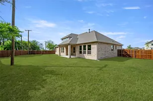 951 Richard Pittmon Dr, DeSoto, TX 75115 - Photo 26
