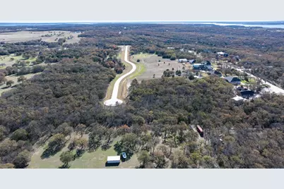 10 Shady Oak Lane, Valley View, TX 76272 - Photo 4