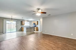 2001 Lake Trail Dr, Heartland, TX 75126 - Photo 8