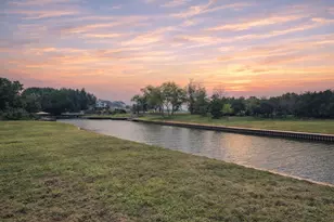 442 Waters Edge Dr, Corsicana, TX 75109 - Photo 1