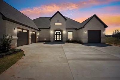 2409 Candlestick Drive, Granbury, TX 76049 - Photo 4