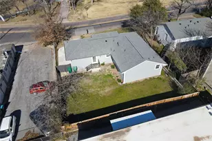 320 W Washington St, Sherman, TX 75090 - Photo 22
