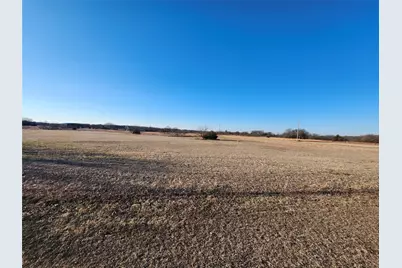 188 Nocona Drive, Nocona, TX 76255 - Photo 8