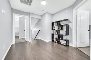 6918 Webster St, Dallas, TX 75209 - Photo 22