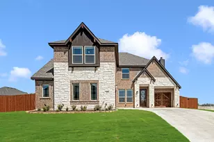 329 Sparkling Spgs Dr, Waxahachie, TX 75165 - Photo 2