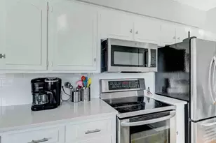 10007 Dale Crest Dr, Dallas, TX 75229 - Photo 12