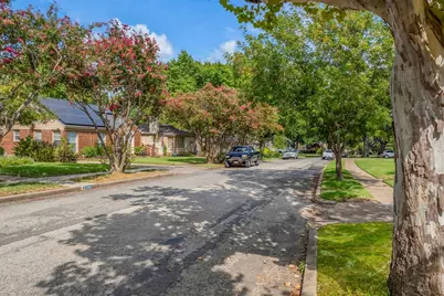 2240 Lawndale Drive, Dallas, TX 75211 - Photo 6