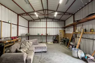 100 Laguna Vista Ct, Chico, TX 76431 - Photo 4