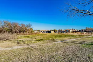 1725 S Las Vegas Trail, White Settlement, TX 76108 - Photo 1