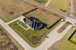 1411 Greyridge Ter, Midlothian, TX 75167 - Photo 2