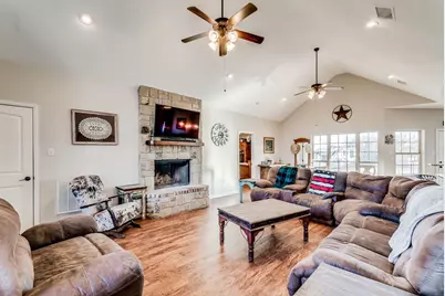 2090 River Front Court, Stephenville, TX 76401 - Photo 12