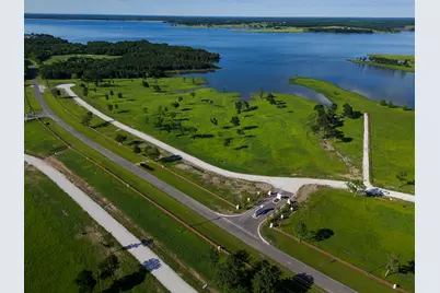 352 Lakeshore Lane, Windom, TX 75492 - Photo 4