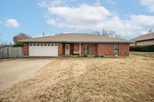 130 Ben Hogan Dr, Stephenville, TX 76401 - Photo 1