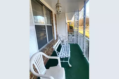 1136 E Five Mile Parkway, Dallas, TX 75216 - Photo 4