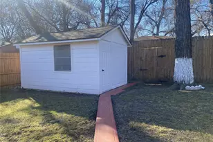 1136 E Five Mile Pkwy, Dallas, TX 75216 - Photo 22